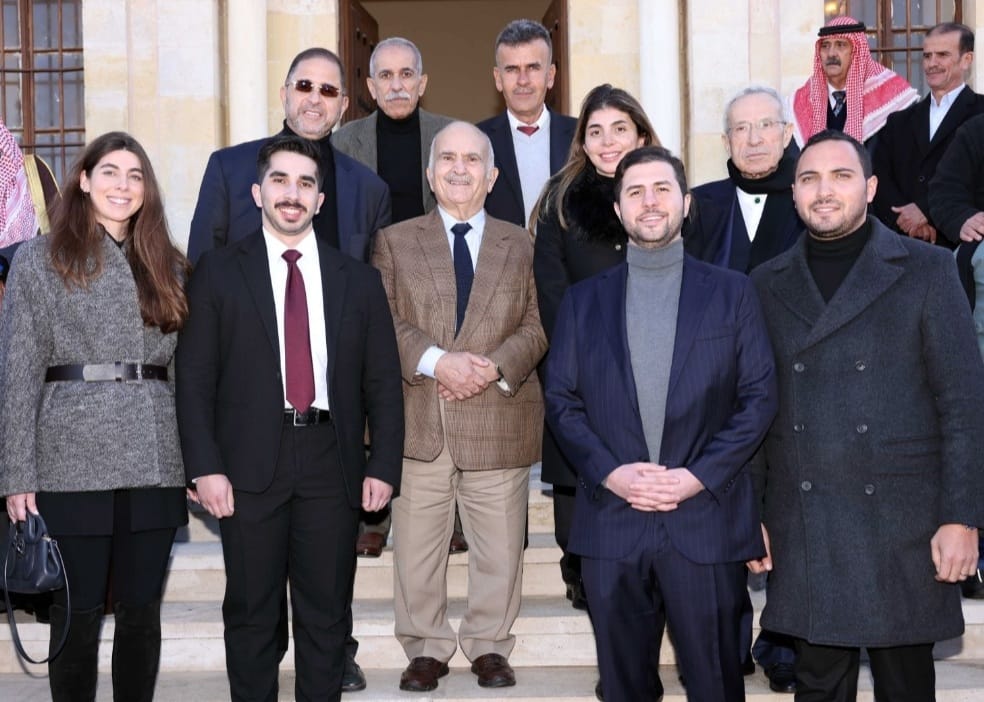 Madar Al-Saa Images 0.8550499552538879