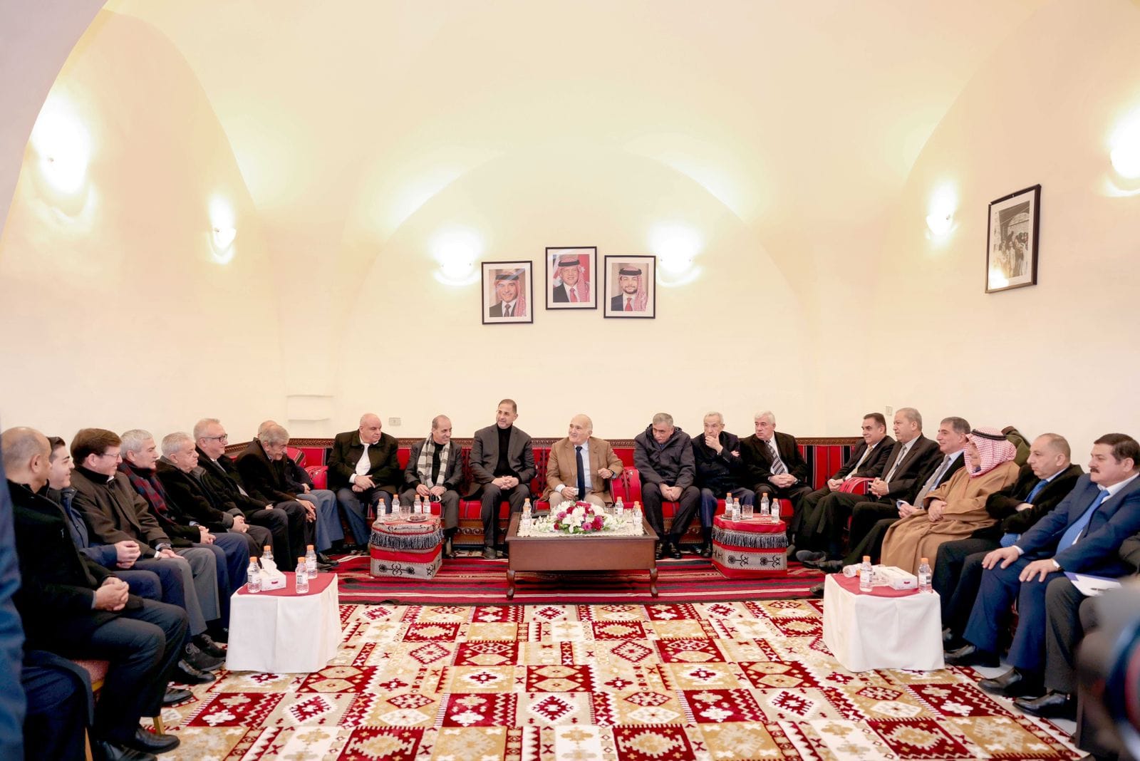 Madar Al-Saa Images 0.22195544896544606