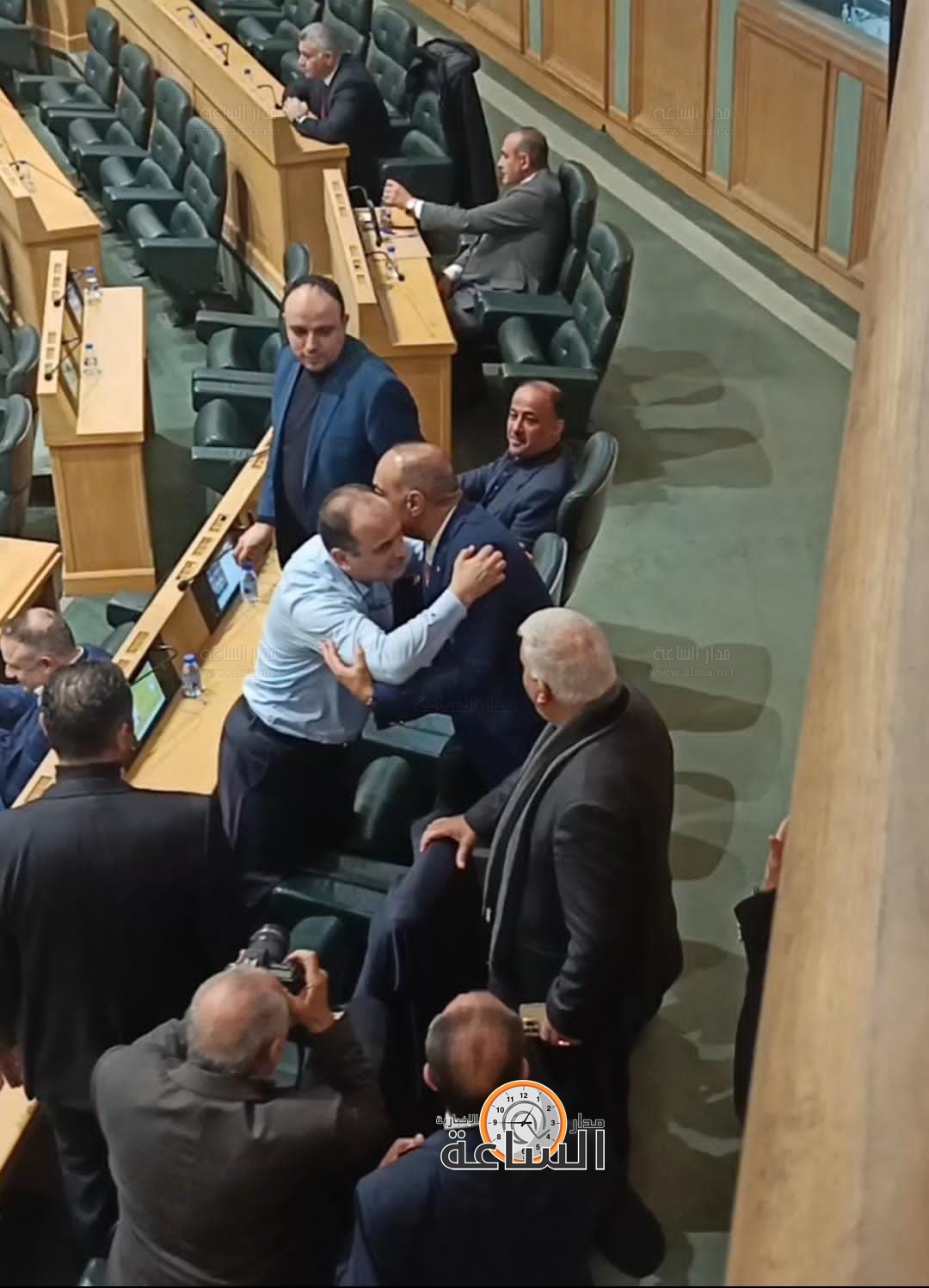 Madar Al-Saa Images 0.9747190581328371