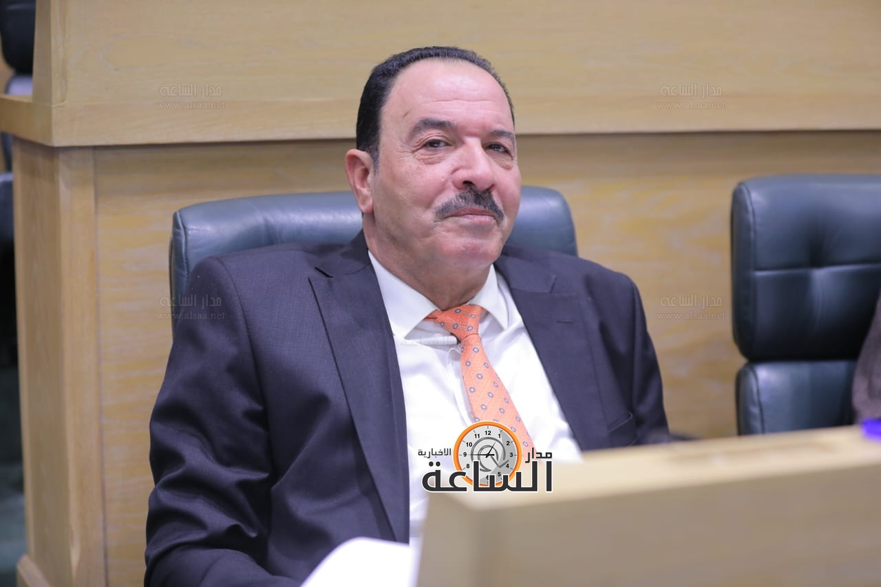 Madar Al-Saa Images 0.7416179165708072