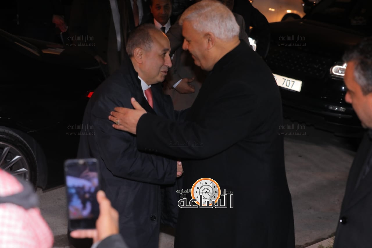 Madar Al-Saa Images 0.0029346611938541045