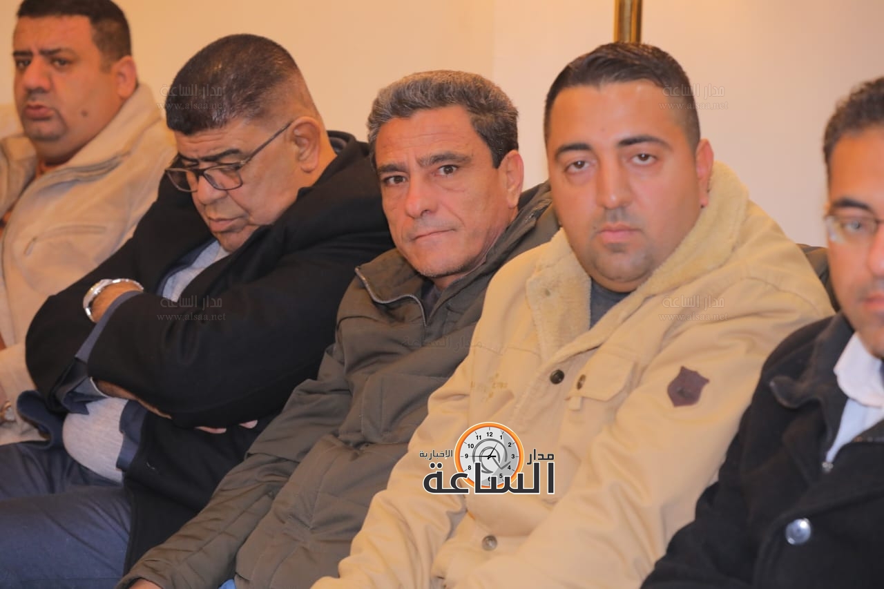 Madar Al-Saa Images 0.554274577465419