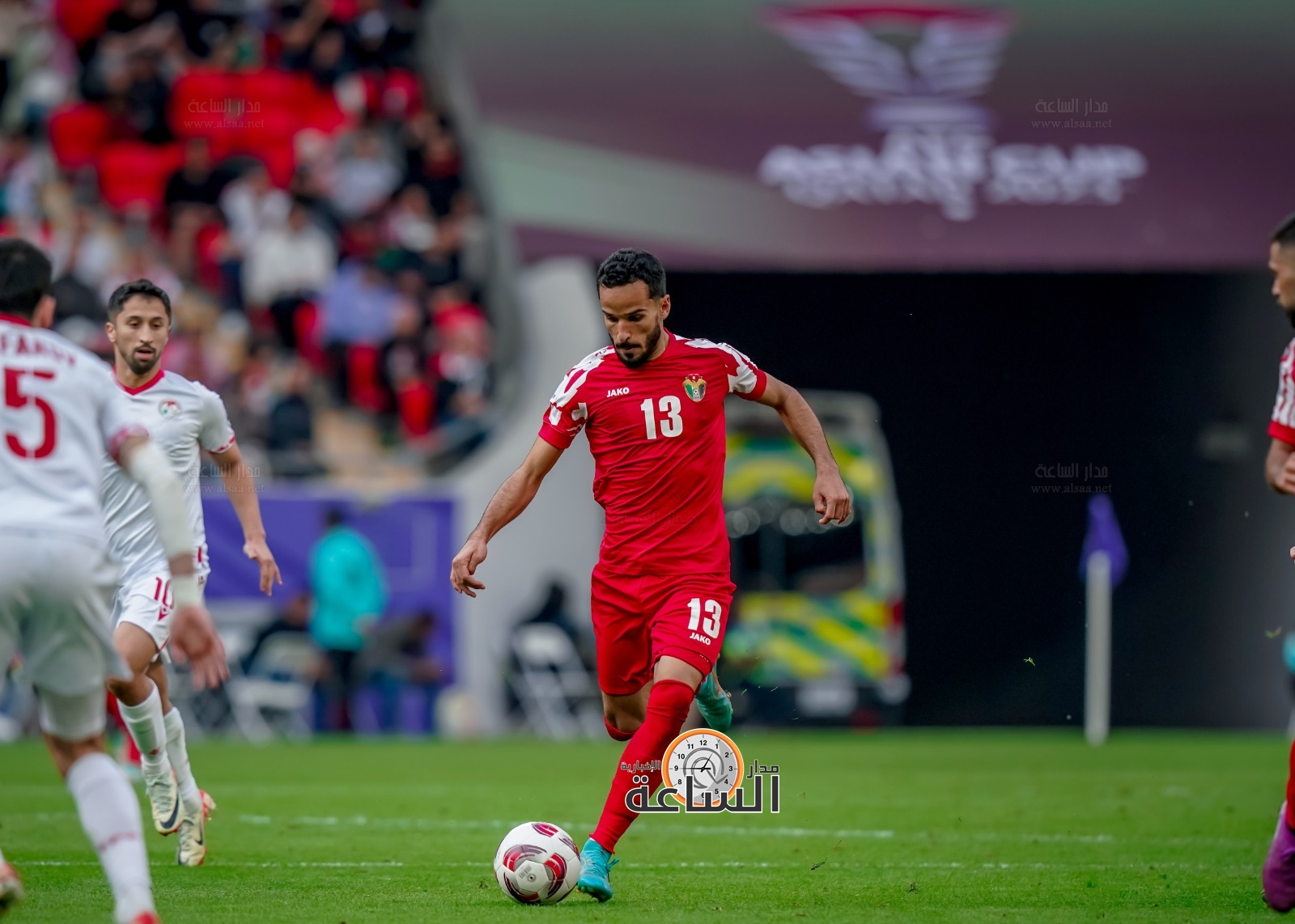 Madar Al-Saa Images 0.47604506477273123