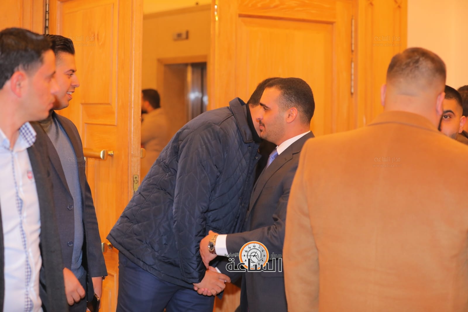 Madar Al-Saa Images 0.5731984610428242