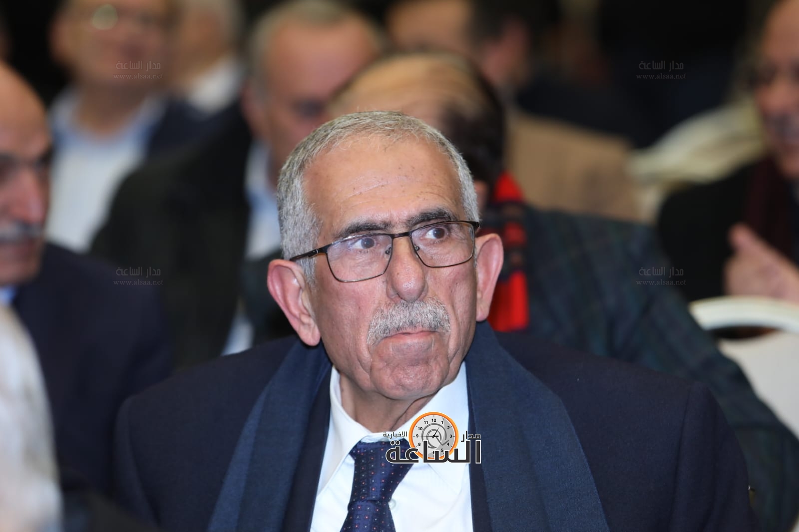 Madar Al-Saa Images 0.42919447065332217