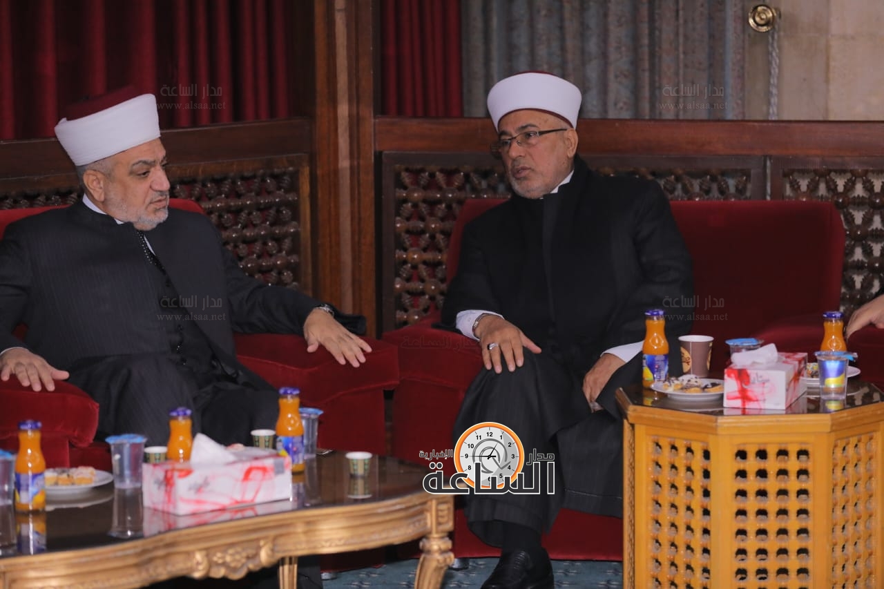 Madar Al-Saa Images 0.32612692422246936