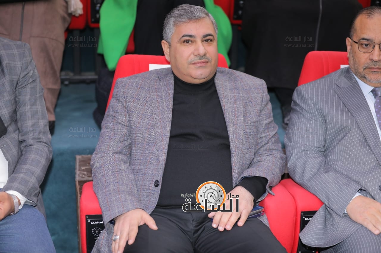 Madar Al-Saa Images 0.44644408063749697