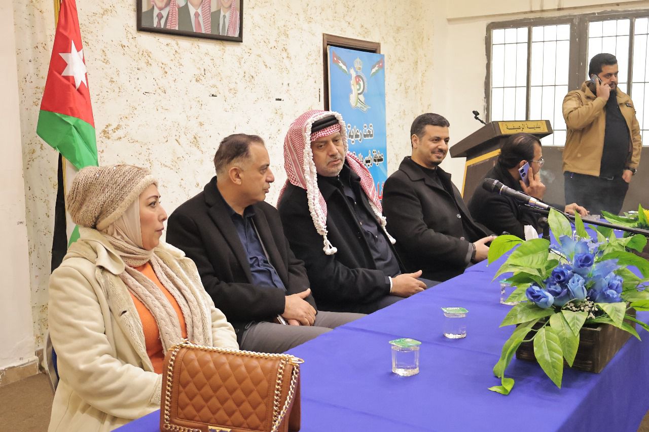 Madar Al-Saa Images 0.36827153885177966