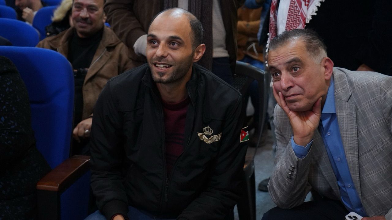 Madar Al-Saa Images 0.36320295460287144