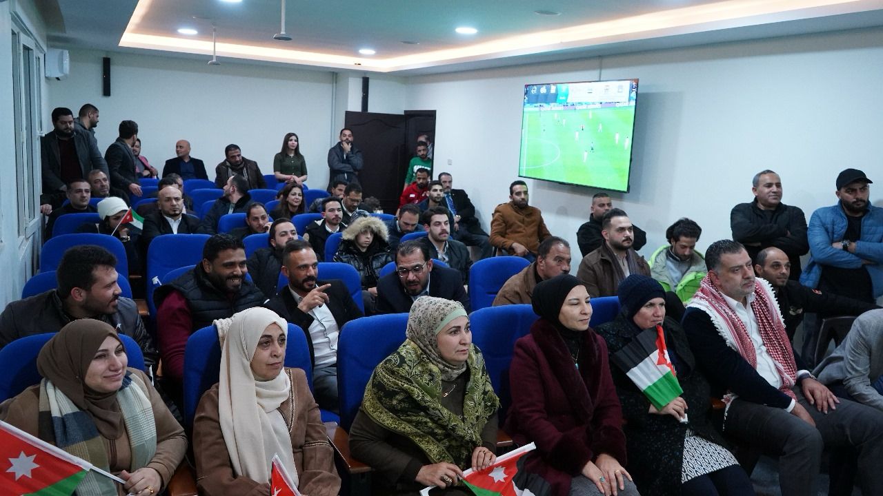 Madar Al-Saa Images 0.5973272174873865