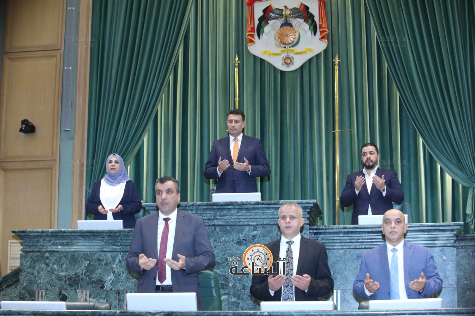 Madar Al-Saa Images 0.31337153959823505