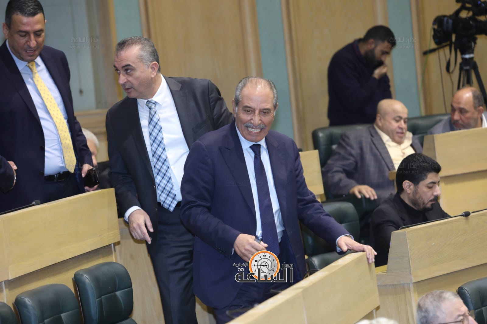 Madar Al-Saa Images 0.3806185922708849