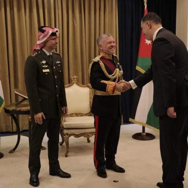 Madar Al-Saa Images 0.003949001537024932