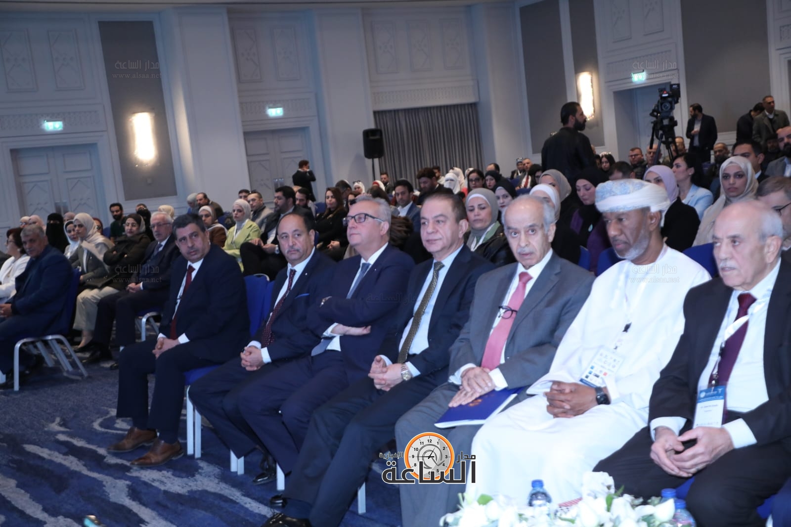 Madar Al-Saa Images 0.3074439348040925