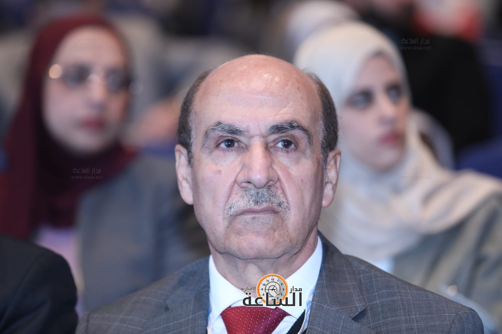 Madar Al-Saa Images 0.3976583814968615