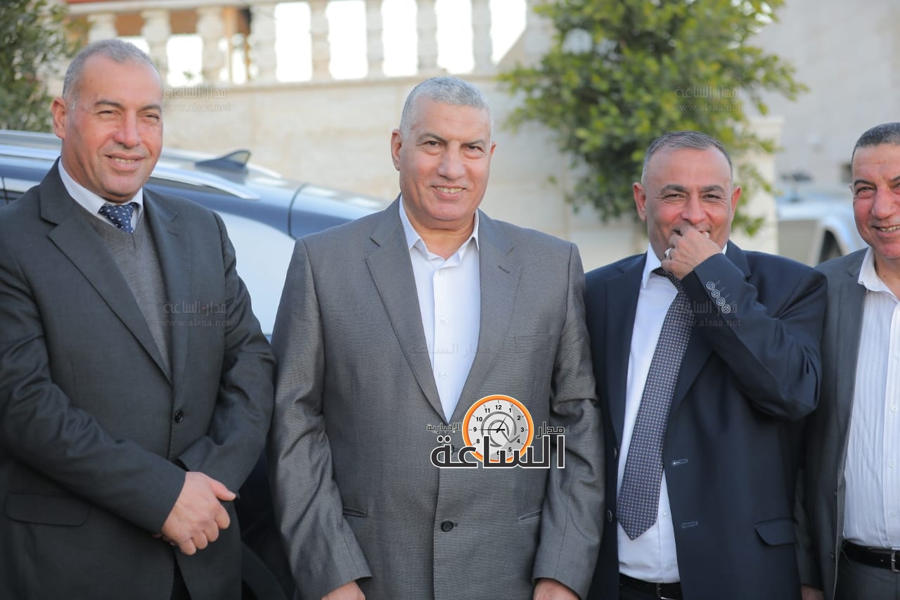 Madar Al-Saa Images 0.9436173953632683