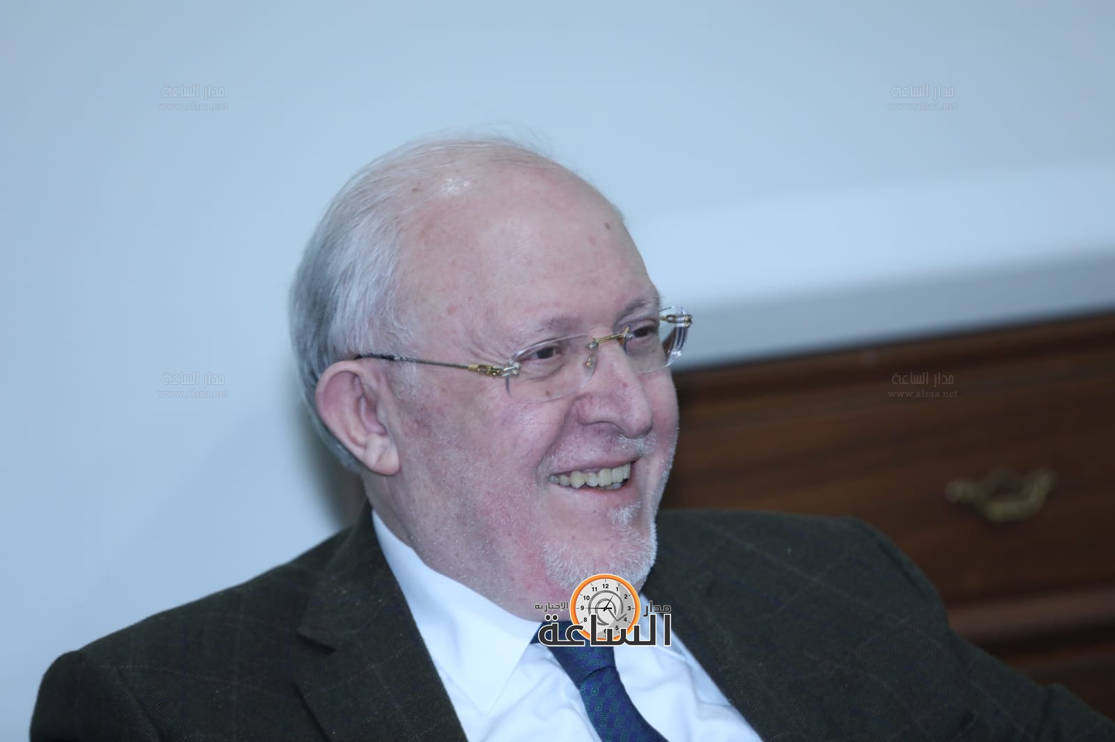 Madar Al-Saa Images 0.5120131131564531