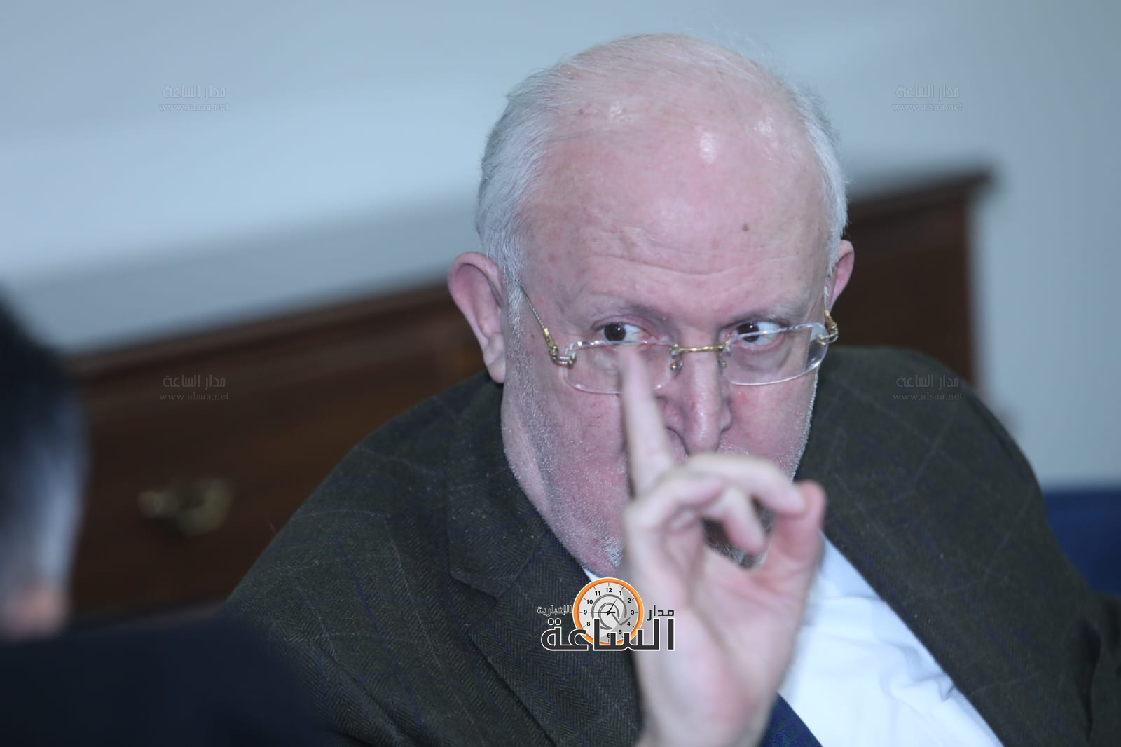 Madar Al-Saa Images 0.8600019264437762