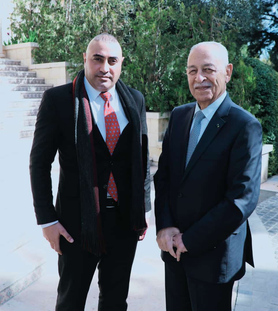 Madar Al-Saa Images 0.4252339792233253