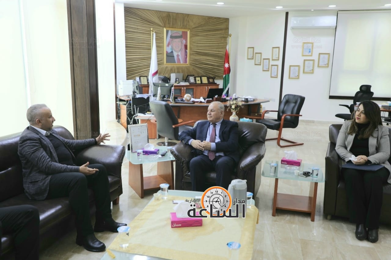 Madar Al-Saa Images 0.031105470766480847