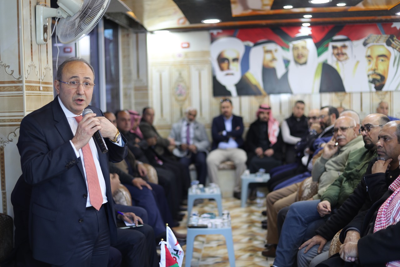 Madar Al-Saa Images 0.7166655144330696