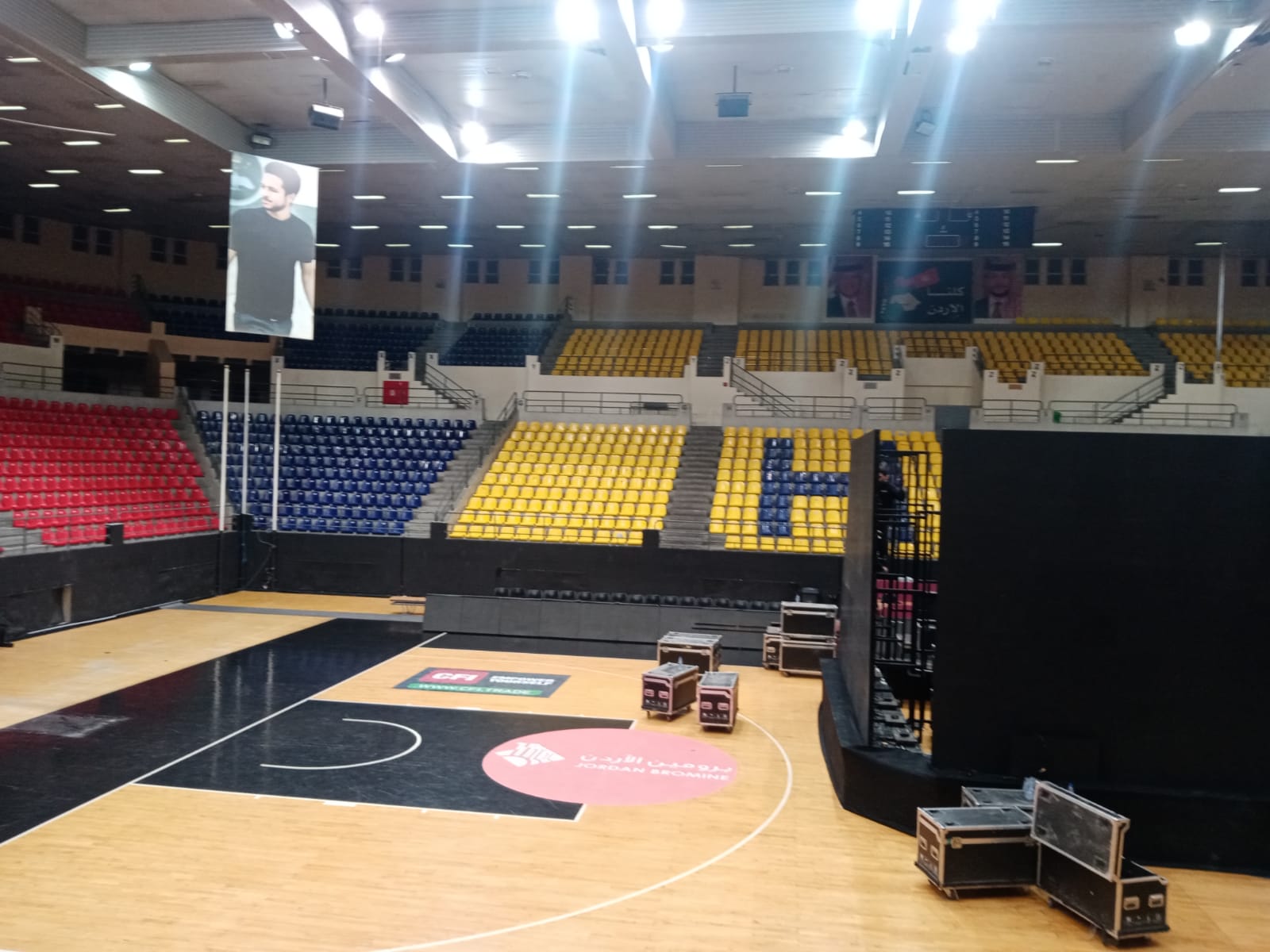 Madar Al-Saa Images 0.35287599921991464