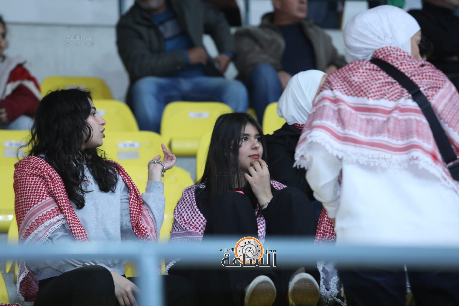 Madar Al-Saa Images 0.056198344599787786