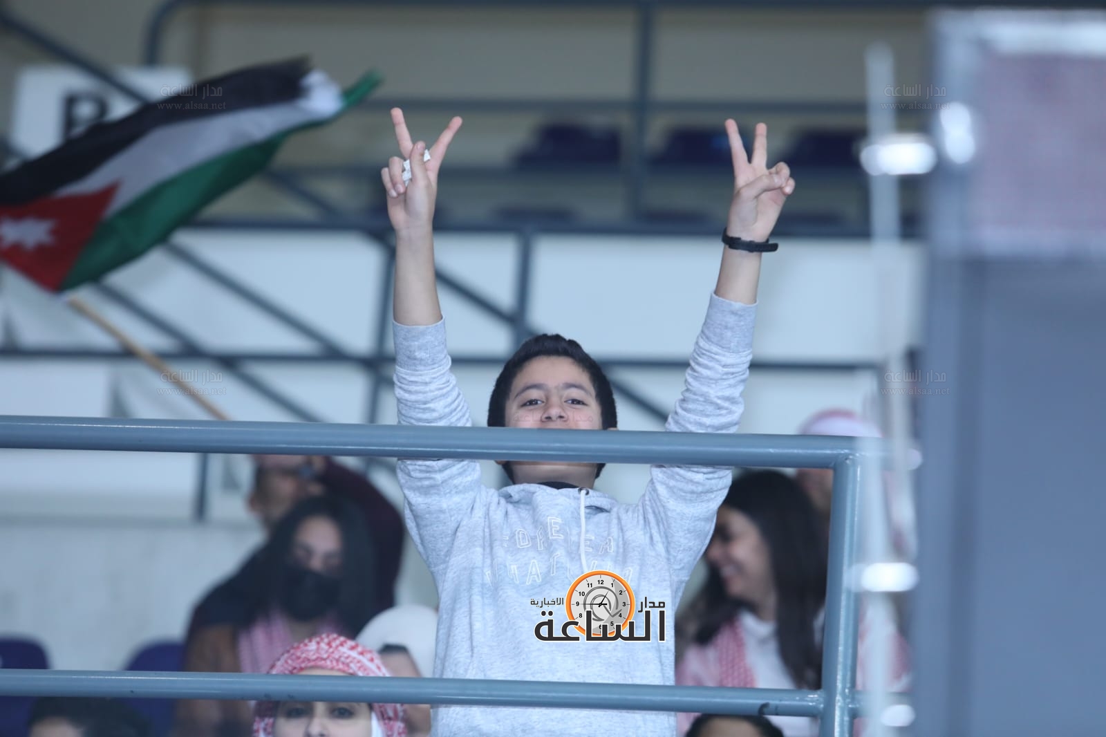 Madar Al-Saa Images 0.017212176487666042