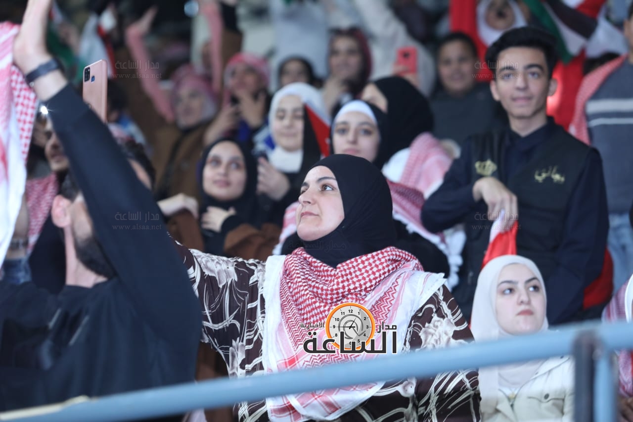 Madar Al-Saa Images 0.15716422832553545