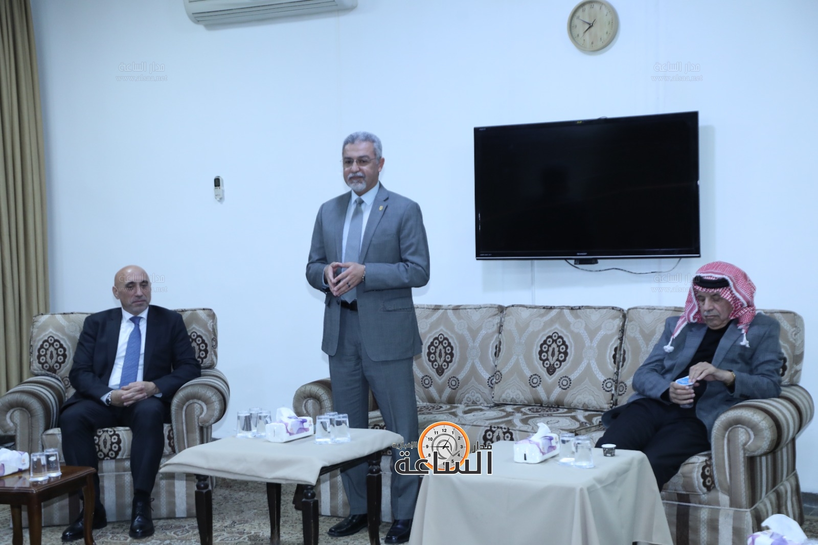 Madar Al-Saa Images 0.005718161221443863