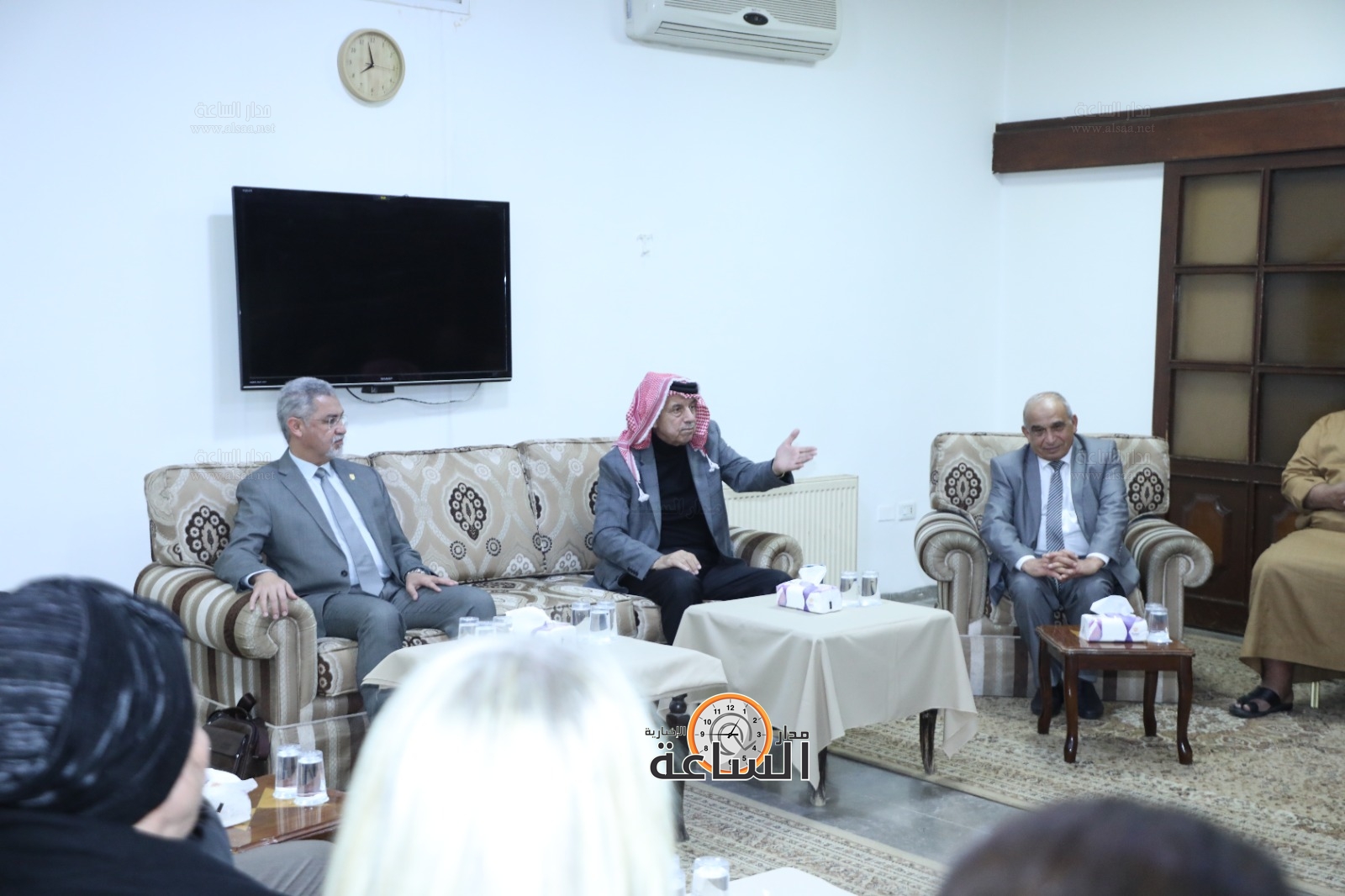 Madar Al-Saa Images 0.3680914162125384