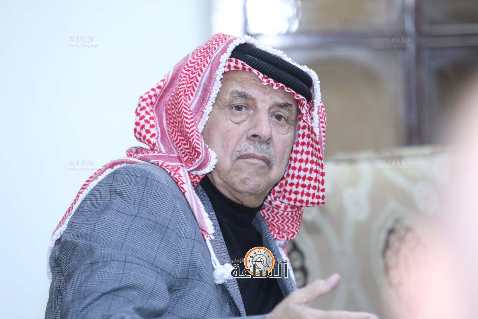 Madar Al-Saa Images 0.03410435568984105