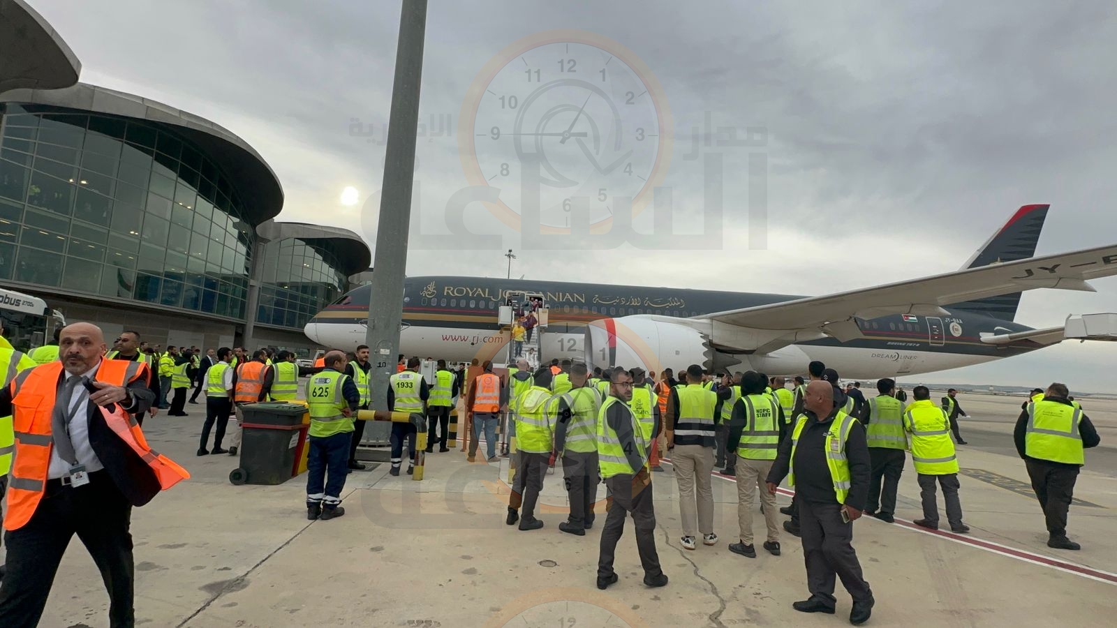 Madar Al-Saa Images 0.12038579944578198