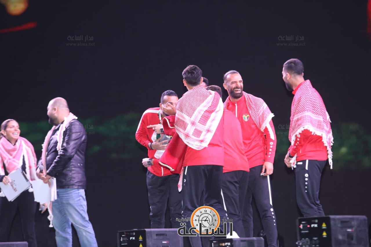 Madar Al-Saa Images 0.9352075580994401