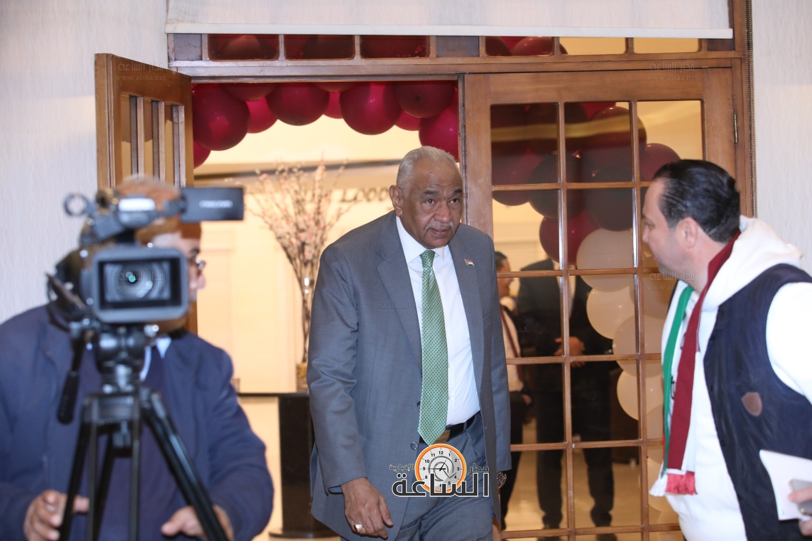 Madar Al-Saa Images 0.9952333167875256