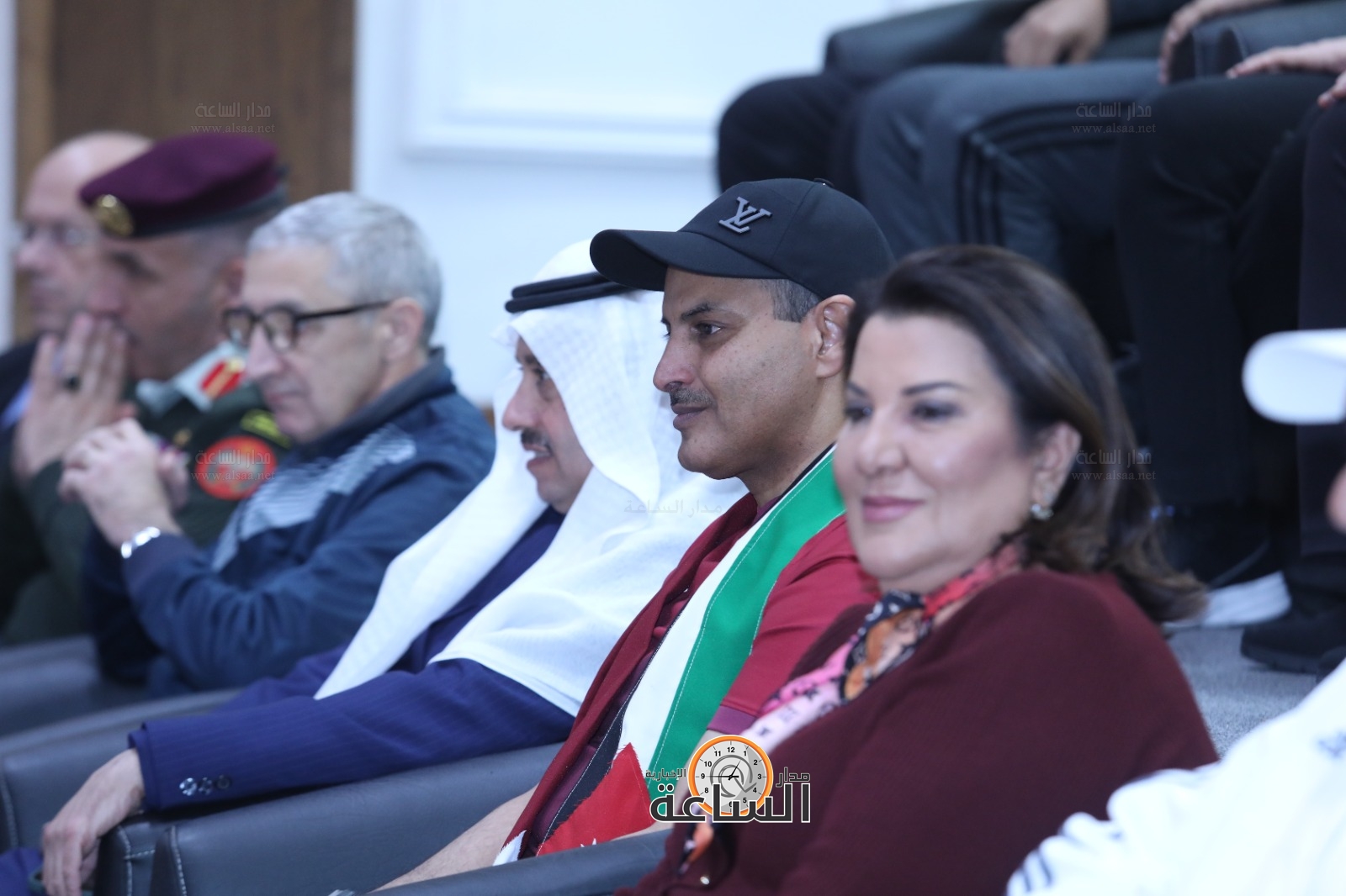 Madar Al-Saa Images 0.9057534960905229