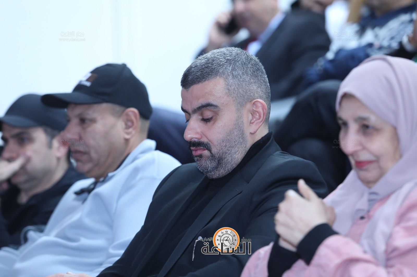 Madar Al-Saa Images 0.34379464325998854