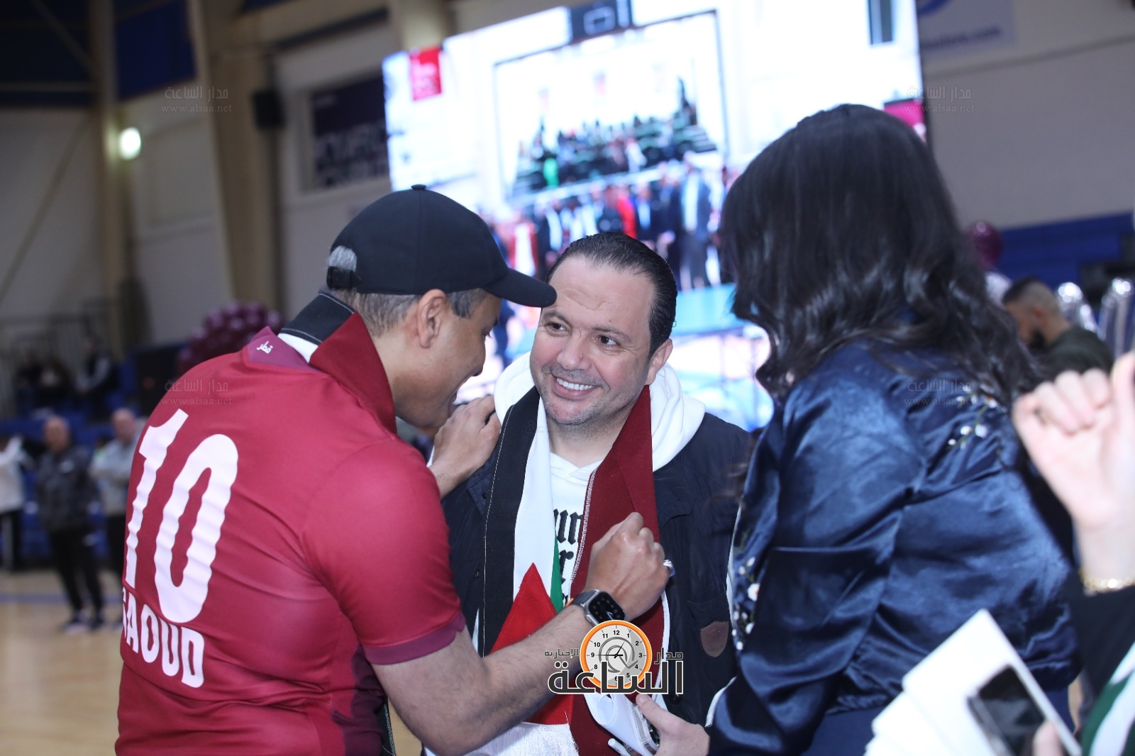 Madar Al-Saa Images 0.012500926470733198