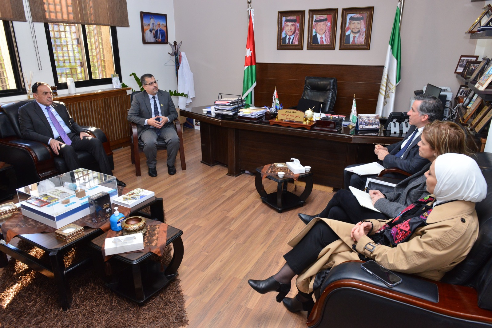 Madar Al-Saa Images 0.9676163519676806