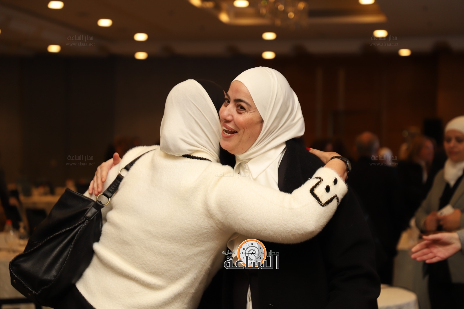 Madar Al-Saa Images 0.3438195660634973