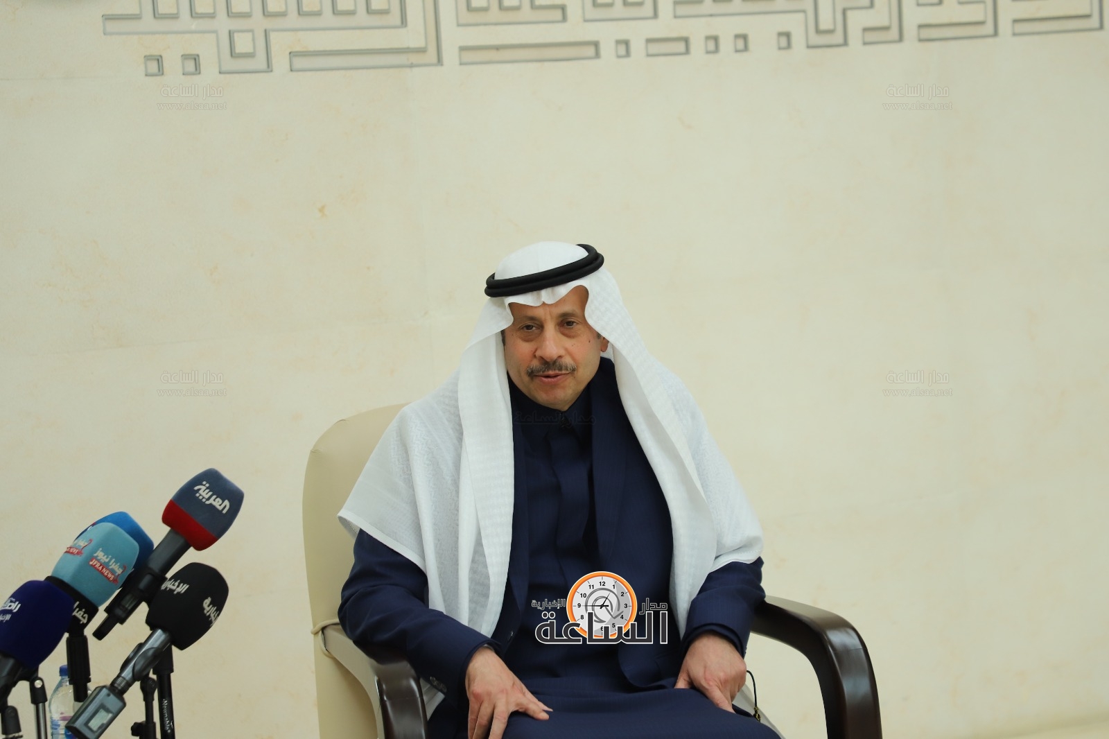 Madar Al-Saa Images 0.4120527901398672