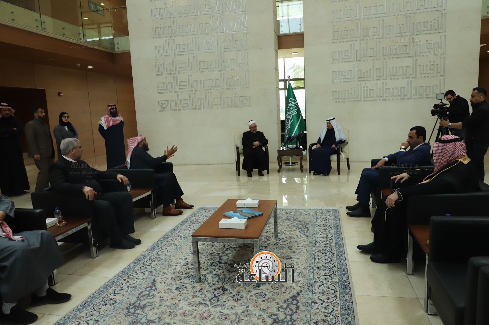 Madar Al-Saa Images 0.5943959586559504