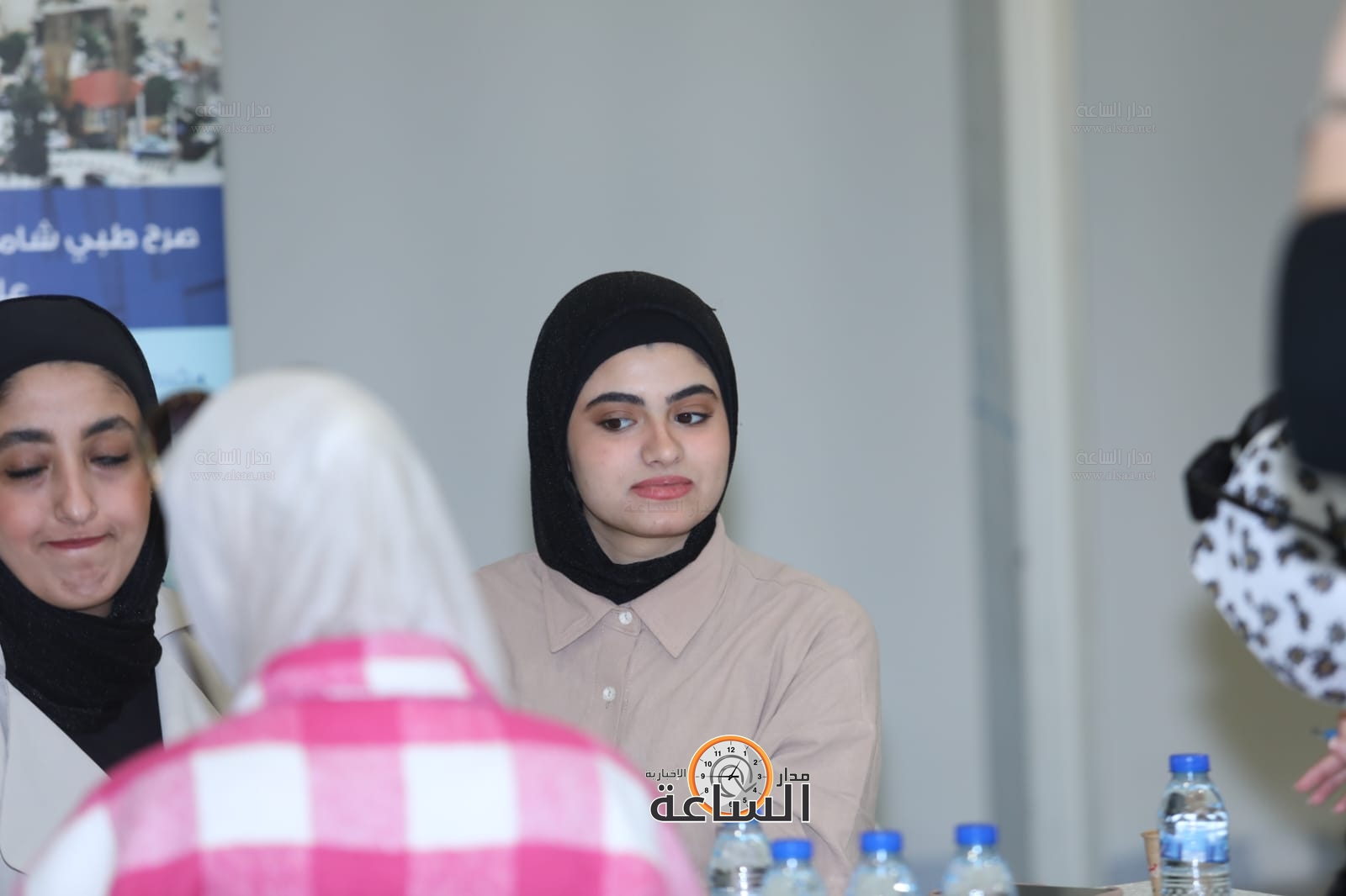 Madar Al-Saa Images 0.7338806814843246