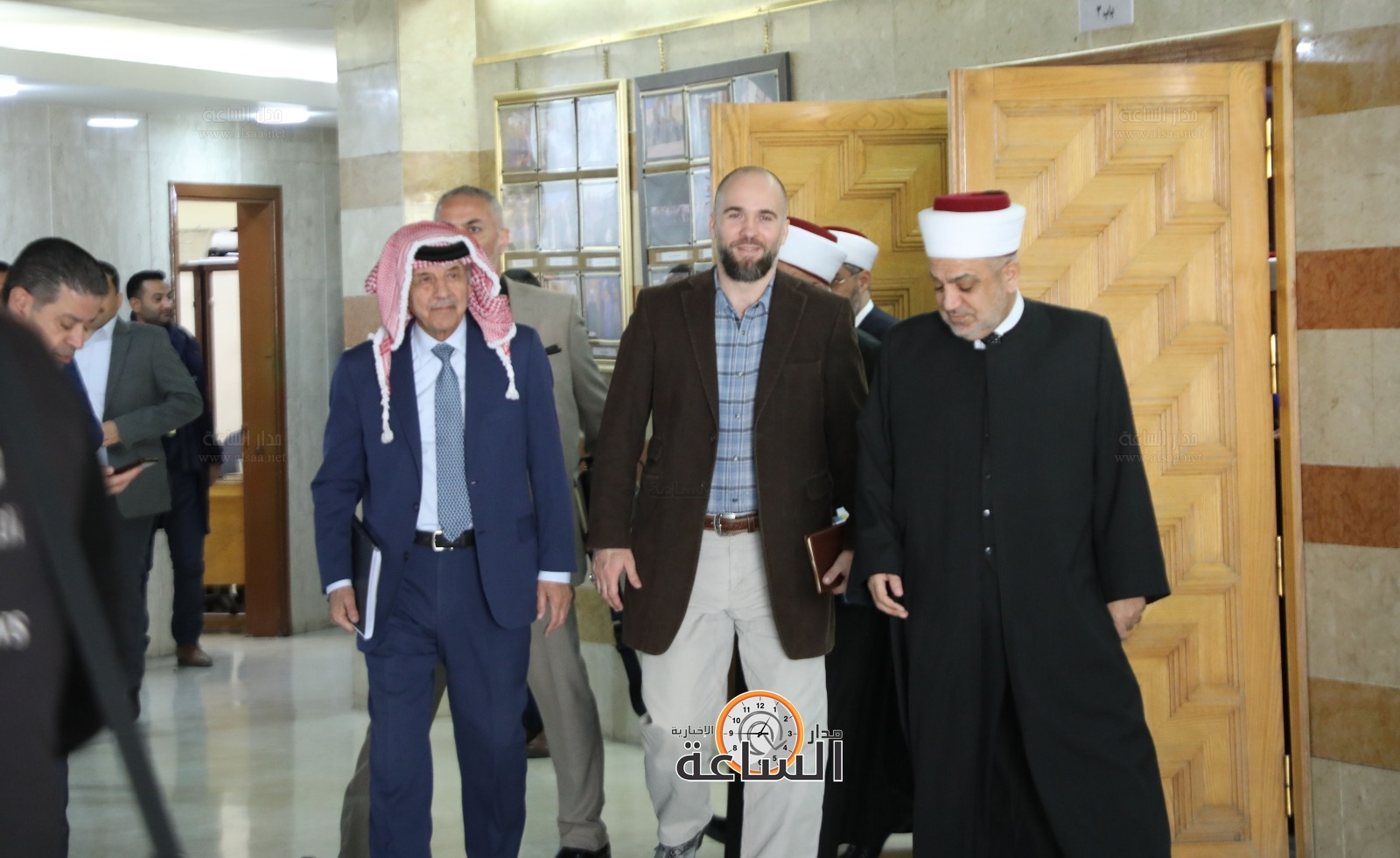 Madar Al-Saa Images 0.14586864915360387