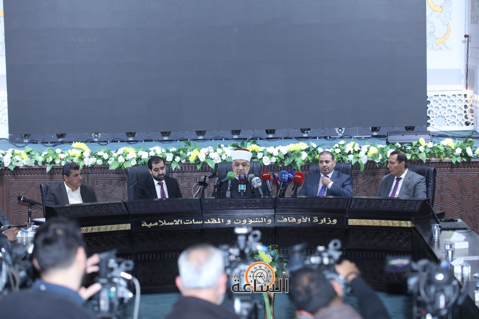 Madar Al-Saa Images 0.31188776954567254