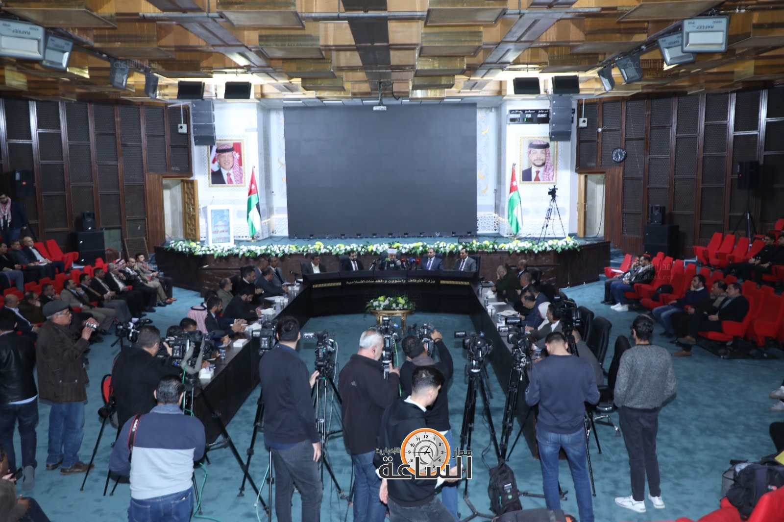 Madar Al-Saa Images 0.39637199943477275