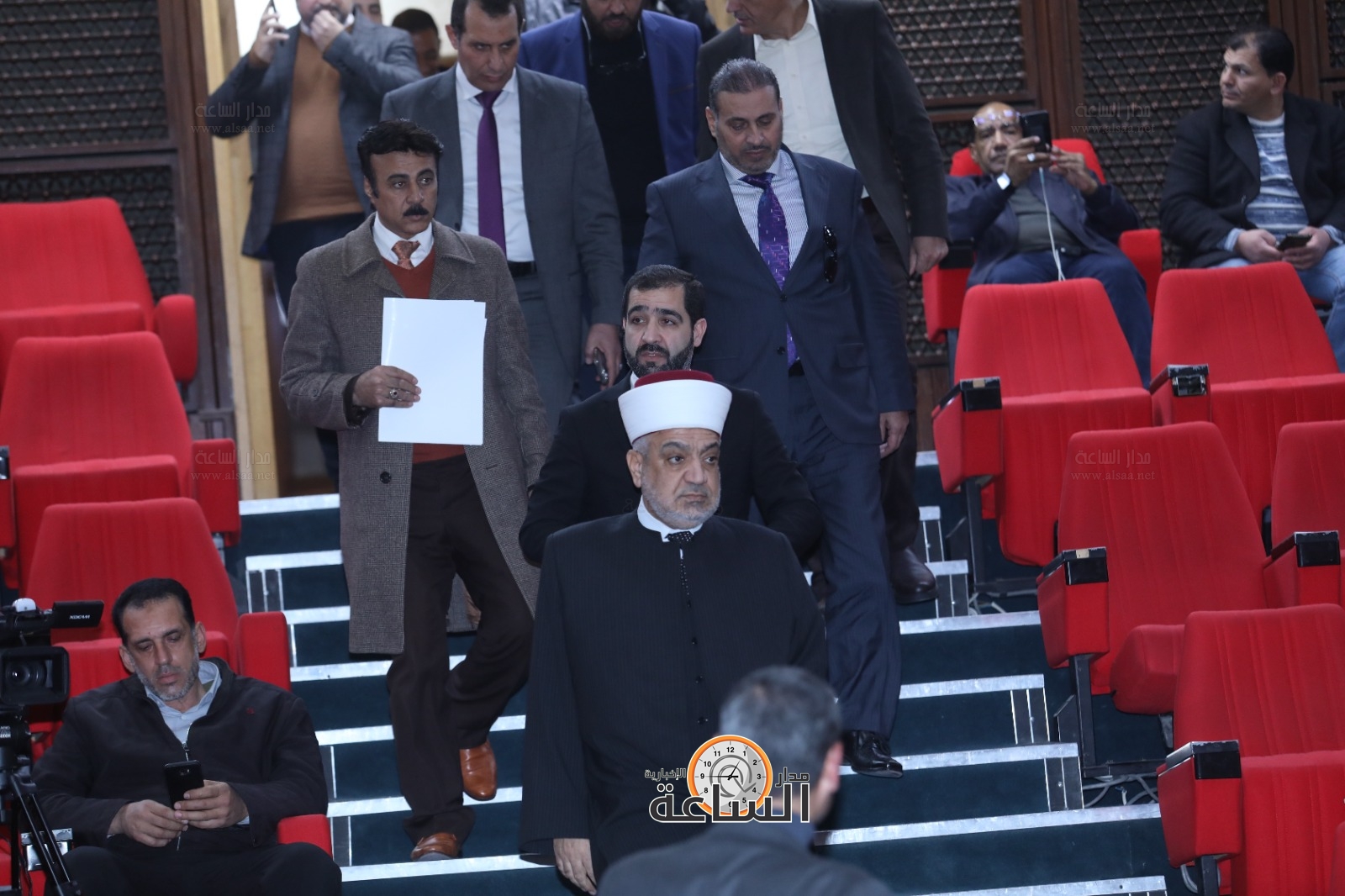 Madar Al-Saa Images 0.6243256402831021