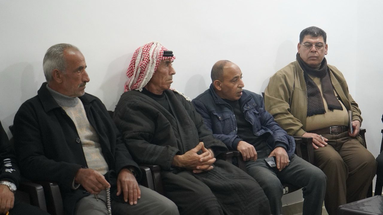 Madar Al-Saa Images 0.8284354650994523