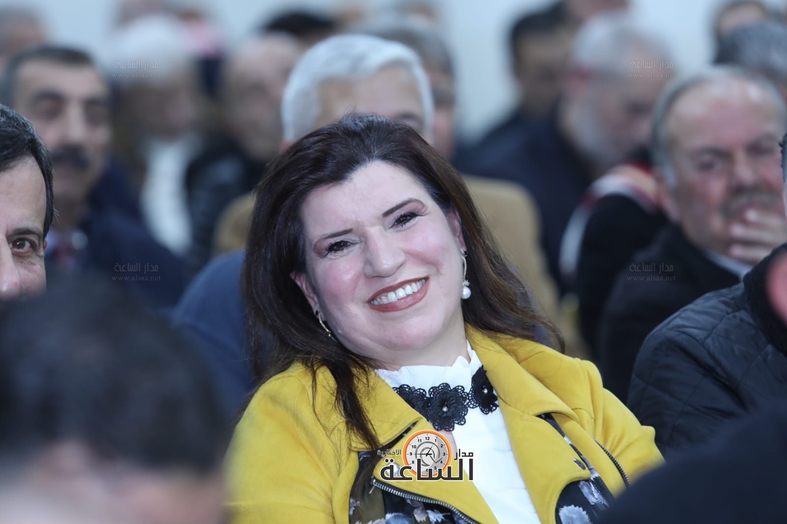 Madar Al-Saa Images 0.3749603857090231