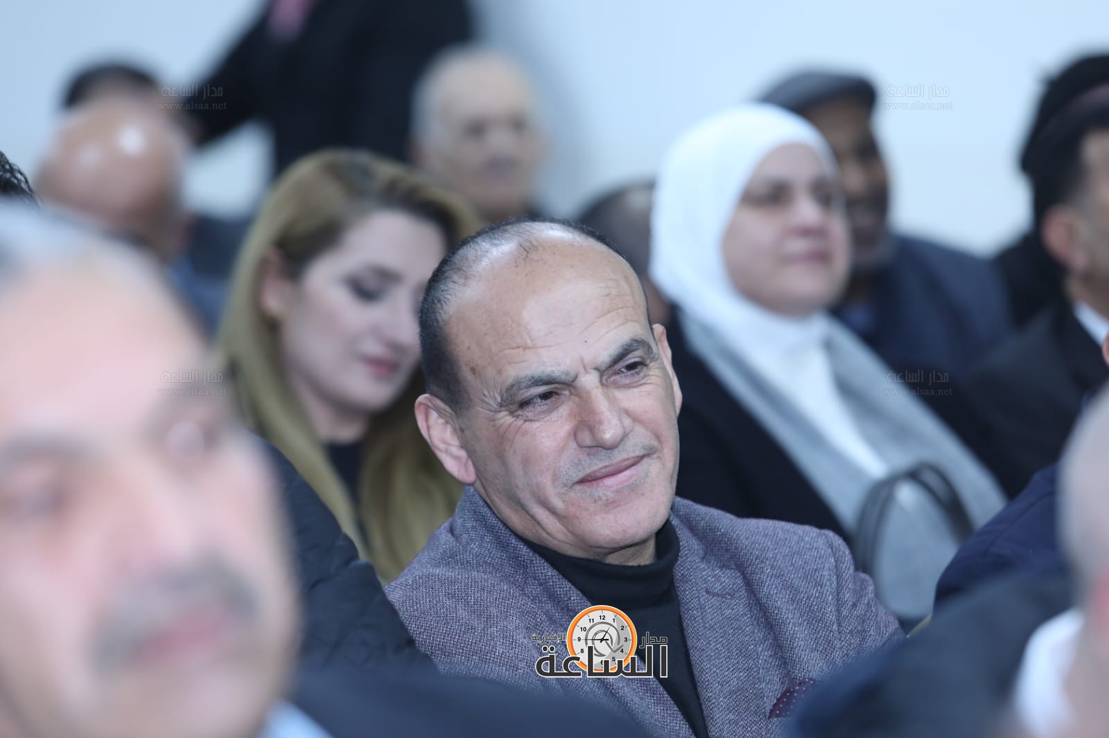 Madar Al-Saa Images 0.3086156437931675